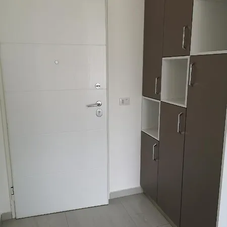 Apartment Luxury Fiori Di Bosco Tirana